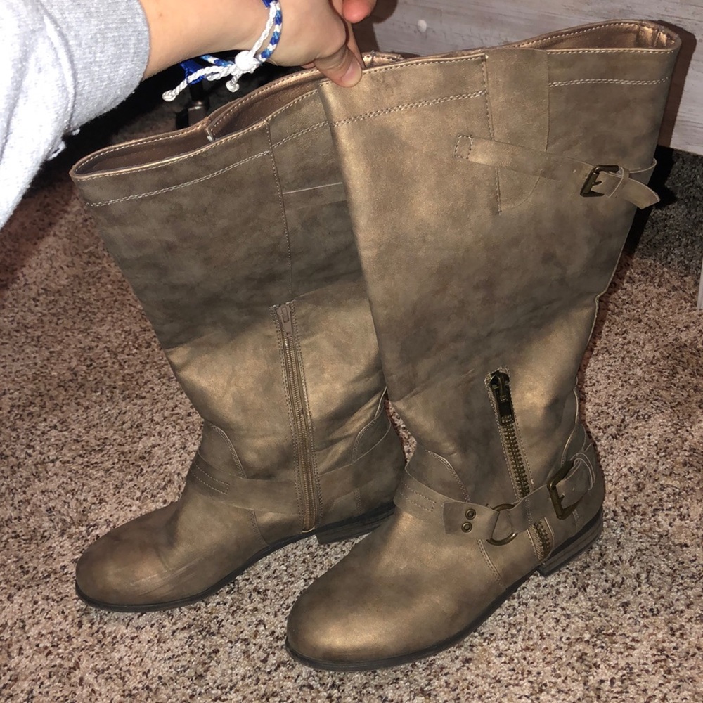 Women’s boots